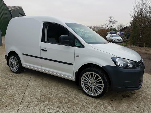 VOLKSWAGEN Caddy C20 1.6TDI 102PS (2011) - Picture 5