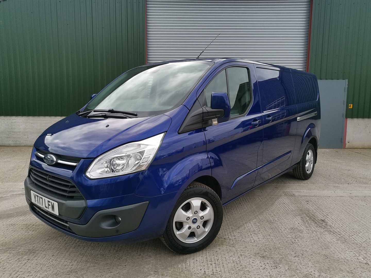 FORDTransit Custom2.0TD 130PS 290 Limited FWD L1 for sale