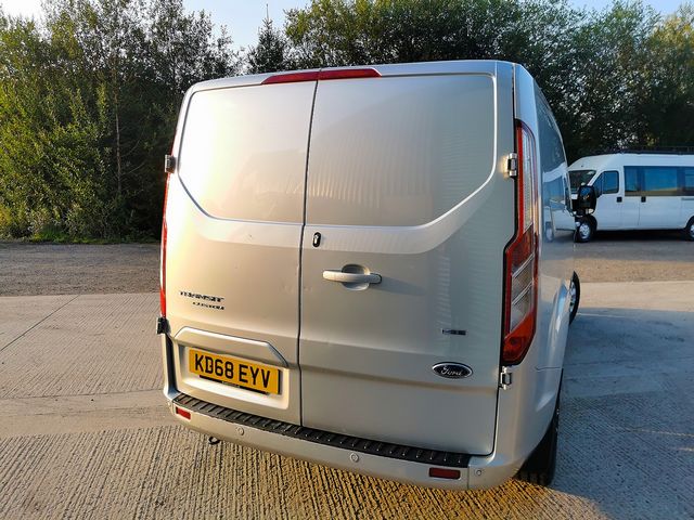 FORD Transit Custom 2.0TD 130PS 300 Limited FWD L2H1 (2019) - Picture 9