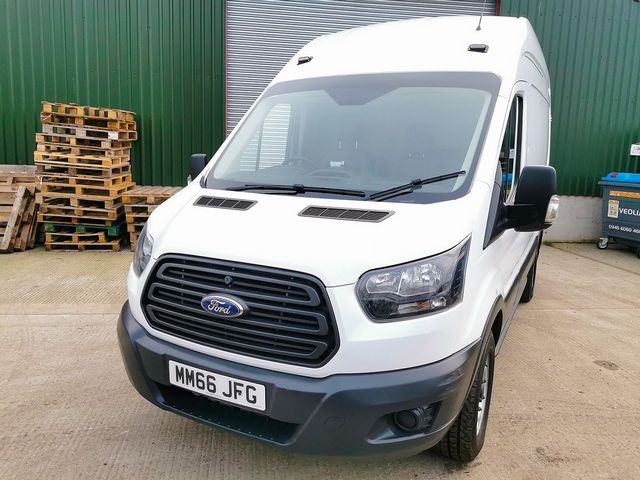 FORD Transit 2.0TDCI 130PS 350 L2H2 RWD (2017) - Picture 9