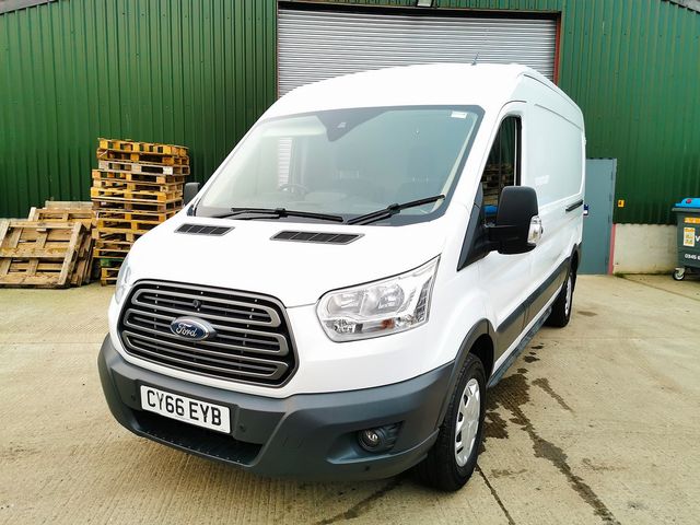 FORD Transit 2.2TDCi 125PS 350 L3H3 Trend RWD (2016) - Picture 6