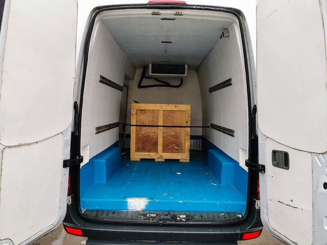 MERCEDES Sprinter 313CDI Fridge Van (2015) - Picture 14