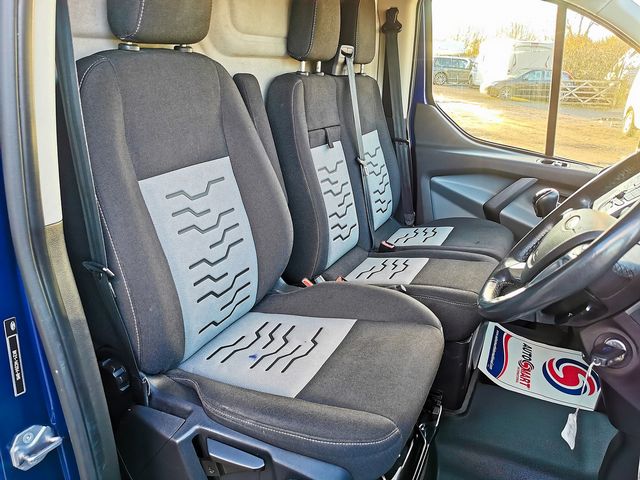 FORD Transit Custom 2.2TD 125PS 270 Limited FWD L1 (2015) - Picture 17