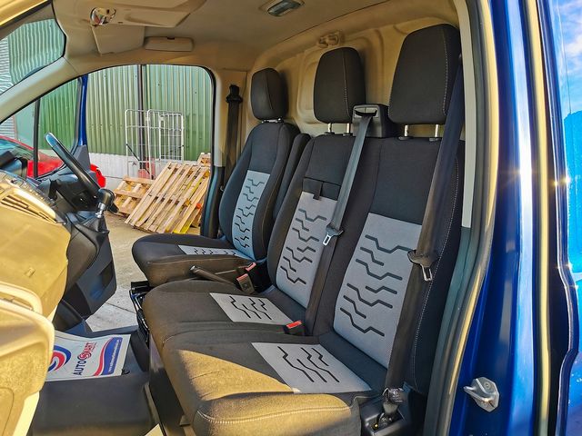 FORD Transit Custom 2.2TD 125PS 270 Limited FWD L1 (2015) - Picture 32