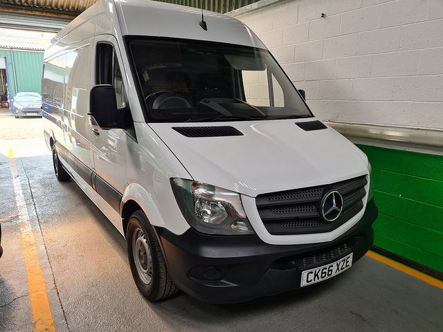 MERCEDES Sprinter 314CDI Long (2016) - Picture 8