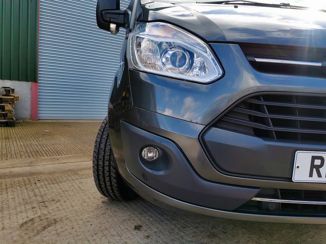 FORD Transit Custom 2.0TD 130PS 270 Limited FWD L1 (2017) - Picture 10