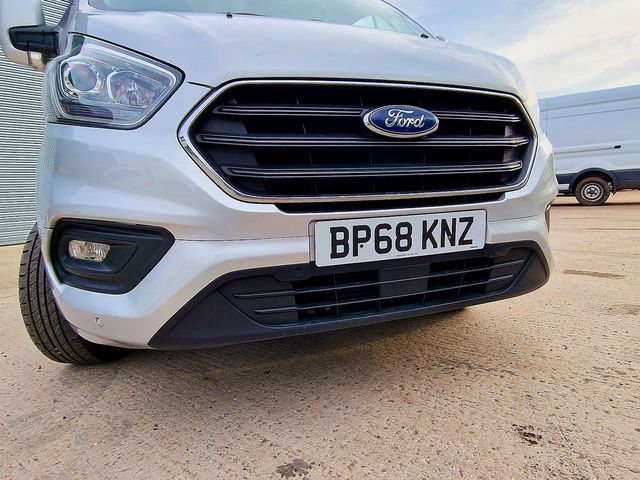 FORD Transit Custom 2.0TD 130PS 300 Limited FWD L1 H2 (2019) - Picture 8