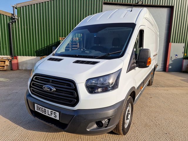 FORD Transit 2.0TDCI 130PS 350 L2H2 AWD (2018) - Picture 6