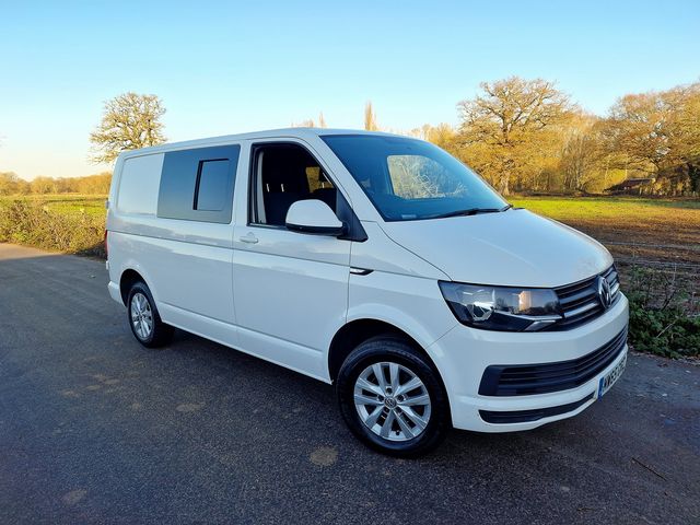 VOLKSWAGEN Transporter 140PS TDI BMT Startline LWB 2.0 DSG (2016) - Picture 10