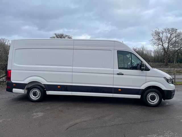 VOLKSWAGEN Crafter Startline CR35 2.0TDI 140PS LWB HR RWD (2018) - Picture 4