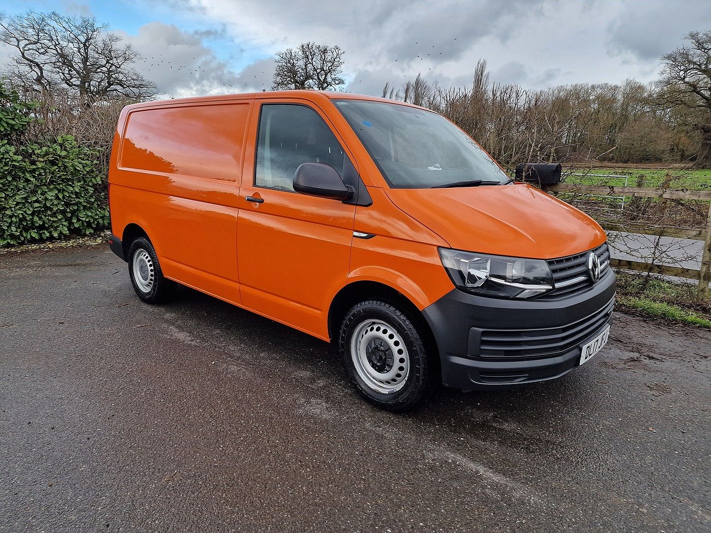 VOLKSWAGENTransporterT32 150PS TDI BMT Trend DSG LWB 2.0 for sale