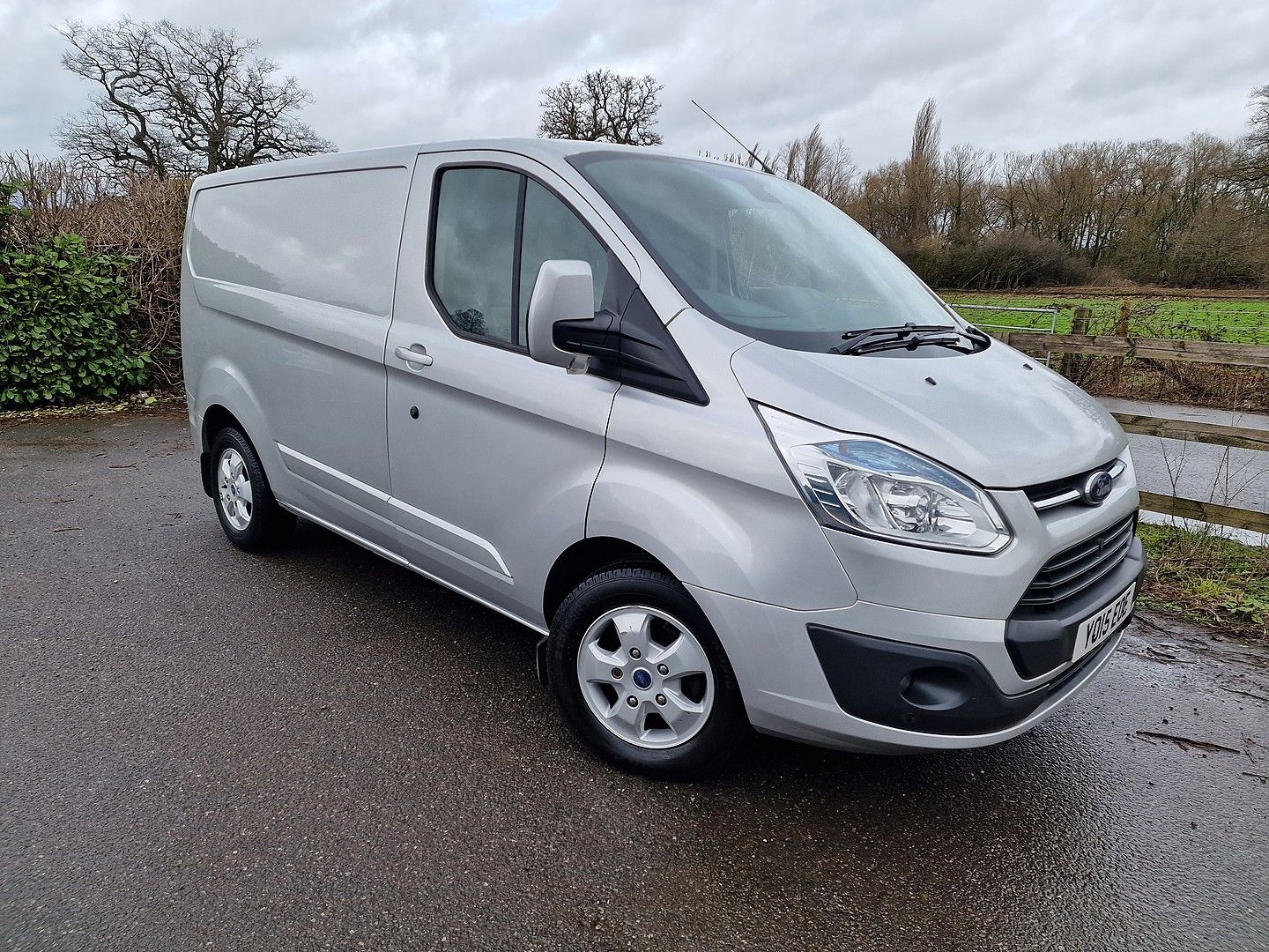 FORDTransit Custom2.2TD 125PS 270 FWD L1 for sale