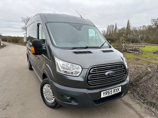 FORD Transit 2.2TDCi 125PS 350 L3H2 Trend RWD (2015) - Picture 10