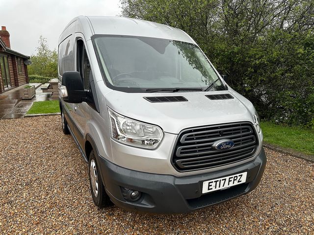 FORD Transit 2.0TDCI 130PS 290 L2H2 FWD (2017) - Picture 10