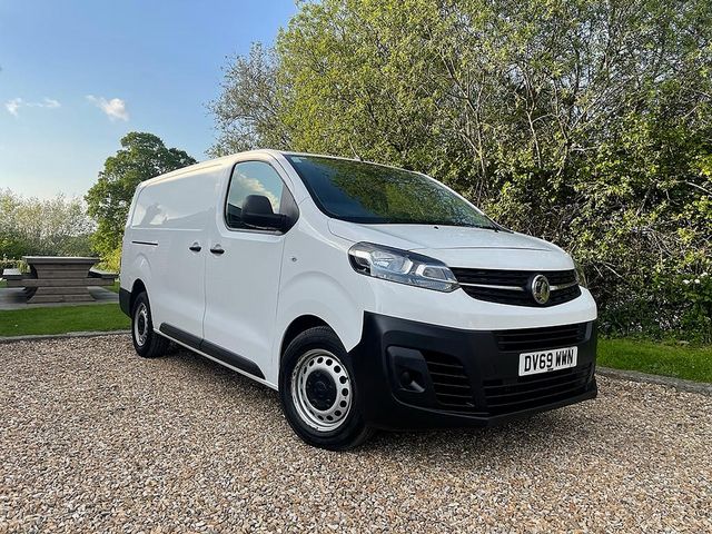 VAUXHALL Vivaro L2 Edition 3100 2.0 (120PS) Turbo D S/S (2019) - Picture 2