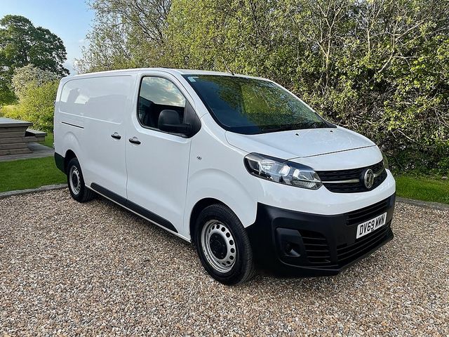 VAUXHALL Vivaro L2 Edition 3100 2.0 (120PS) Turbo D S/S (2019) - Picture 3