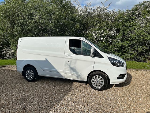 FORD Transit Custom 2.0TD 130PS 300 Limited FWD L1 H1 (2019) - Picture 2