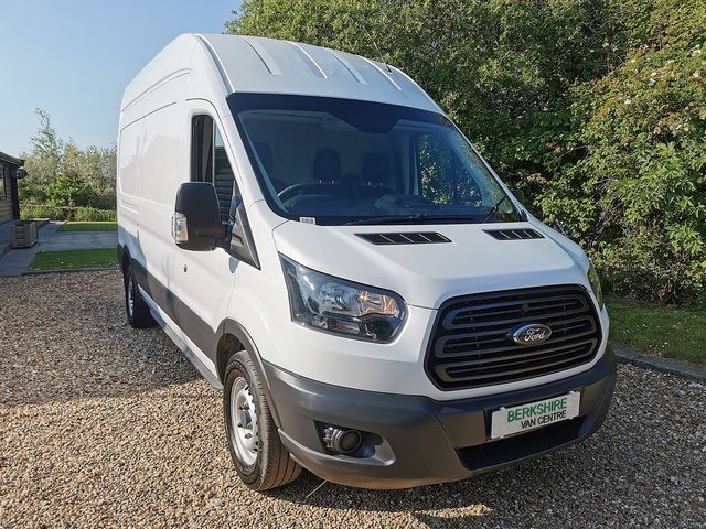 FORD Transit 2.0TDCI 130PS 350 L3H3 FWD (2018) - Picture 9