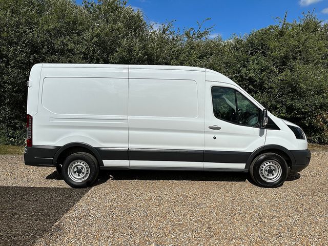 FORD Transit 2.0TDCI 130PS 350 L3H2 FWD (2019) - Picture 2