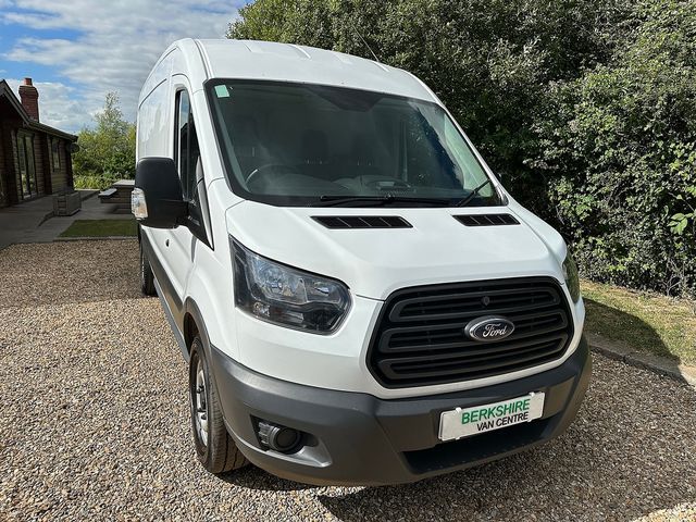 FORD Transit 2.0TDCI 130PS 350 L3H2 FWD (2019) - Picture 9