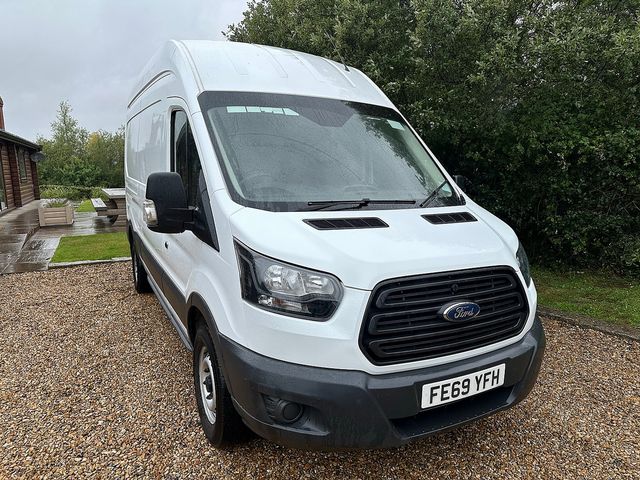 FORD Transit 2.0TDCI 130PS 350 L3H3 RWD (2019) - Picture 8