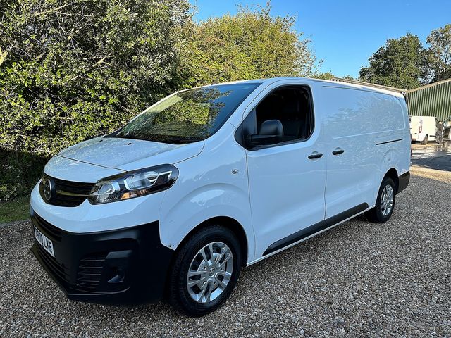 VAUXHALL Vivaro L1 Dynamic 2900 1.5 (100PS) Turbo D S/S (2021) - Picture 9