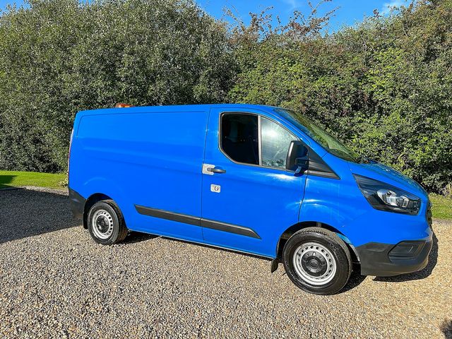 FORD Transit Custom 2.0TD 105PS Econetic 300 FWD L1 H1 (2018) - Picture 2