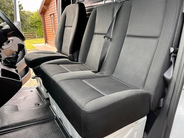 MERCEDES Sprinter 316CDI 3.5T L2H2 MWB (2019) - Picture 30