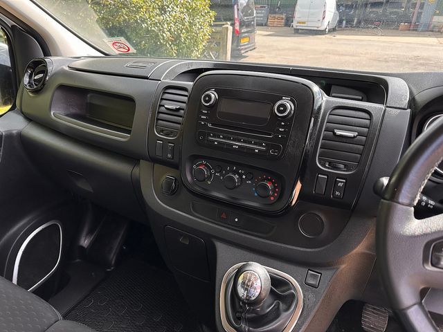 VAUXHALL Vivaro Sportive 2700 1.6CDTI (120) L2H1 (2018) - Picture 23