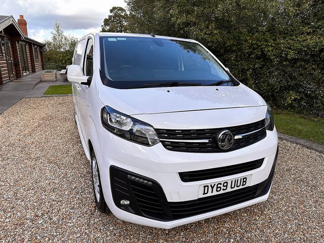 VAUXHALL Vivaro L2 Sportive 2900 1.5 (100PS) Turbo D S/S (2019) - Picture 10