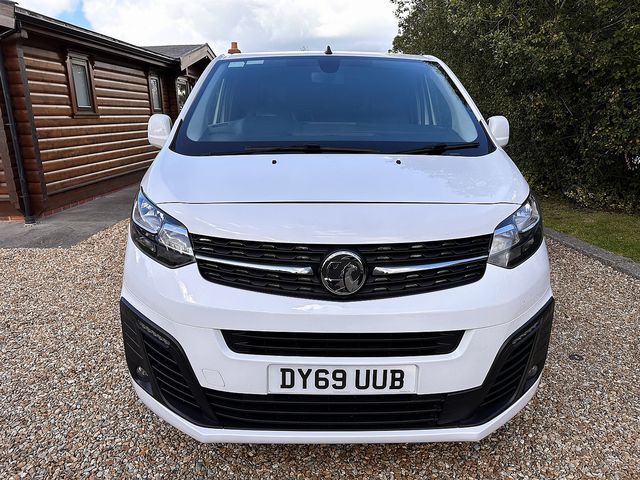 VAUXHALL Vivaro L2 Sportive 2900 1.5 (100PS) Turbo D S/S (2019) - Picture 11