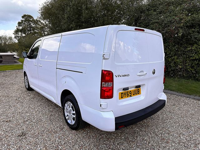 VAUXHALL Vivaro L2 Sportive 2900 1.5 (100PS) Turbo D S/S (2019) - Picture 7