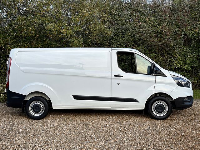 FORD Transit Custom 2.0TD 105PS Econetic 300 FWD L2 H1 (2019) - Picture 2