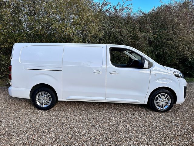 VAUXHALL Vivaro L2 Sportive 2900 1.5 (100PS) Turbo D S/S (2019) - Picture 2