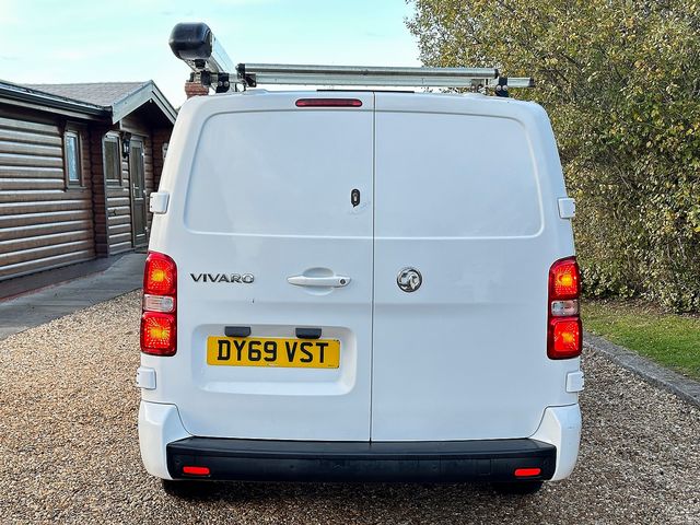 VAUXHALL Vivaro L2 Sportive 2900 1.5 (100PS) Turbo D S/S (2019) - Picture 5