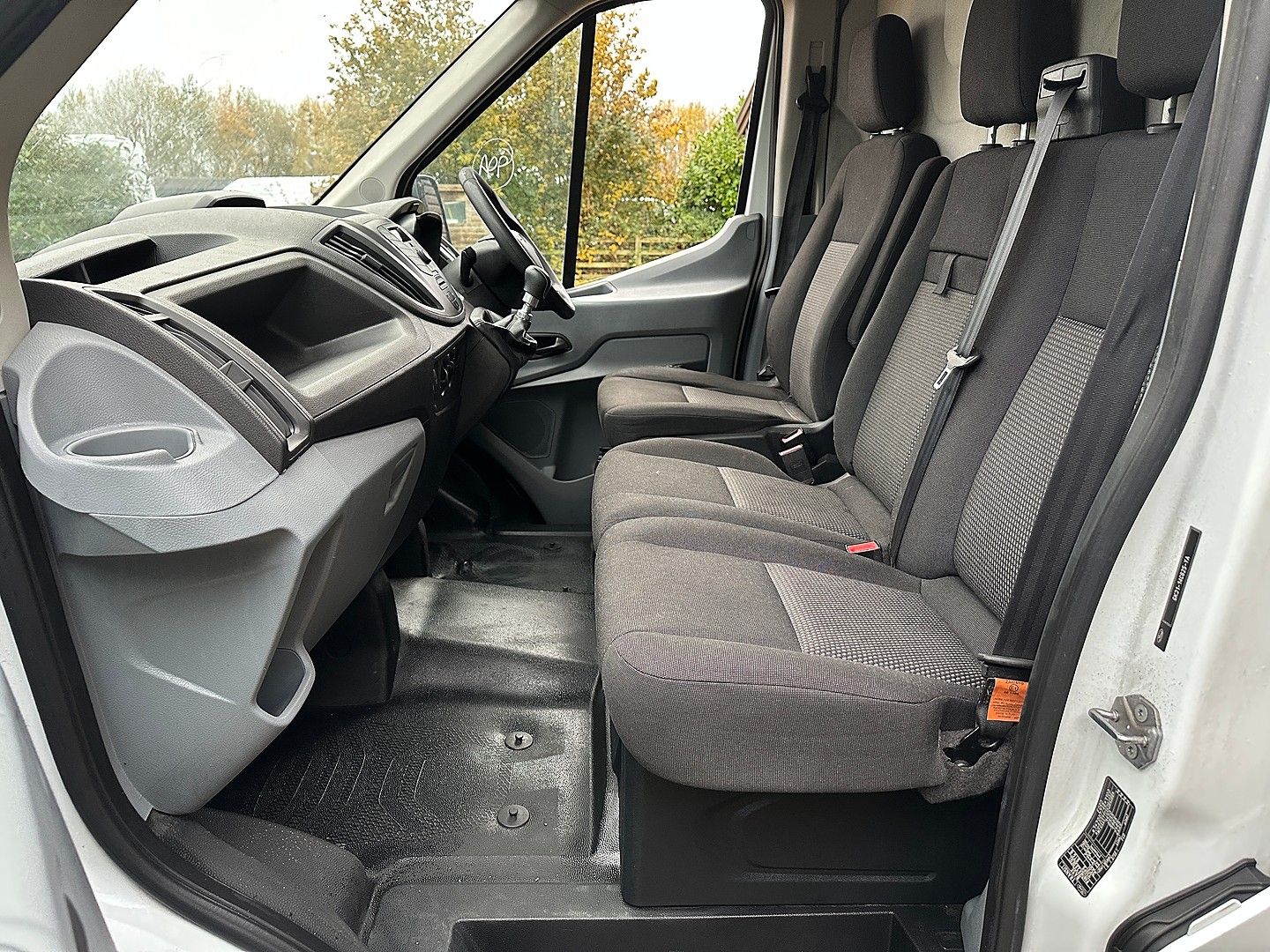 FORD Transit 2.0TDCI 130PS 350 L3H3 (2019) | Berkshire Van Centre