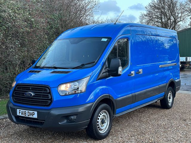 FORD Transit 2.0TDCI 130PS 350 L3H2 (2018) - Picture 8