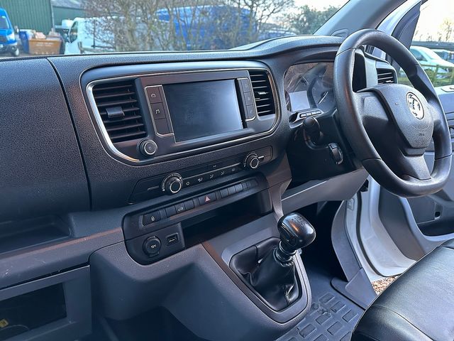 VAUXHALL Vivaro L2 Sportive 2900 1.5 (100PS) Turbo D S/S (2019) - Picture 11