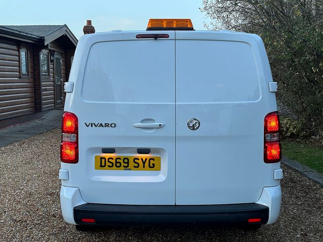 VAUXHALL Vivaro L2 Sportive 2900 1.5 (100PS) Turbo D S/S (2019) - Picture 4