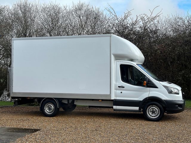 FORD Transit 2.0TDCI 130PS 350 L3H1 Luton Van (2017) - Picture 2