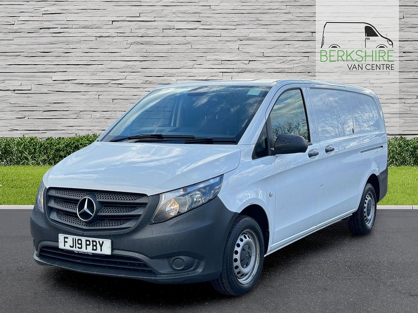 MERCEDESVito114 Cdi Bluetec RWD SWB for sale