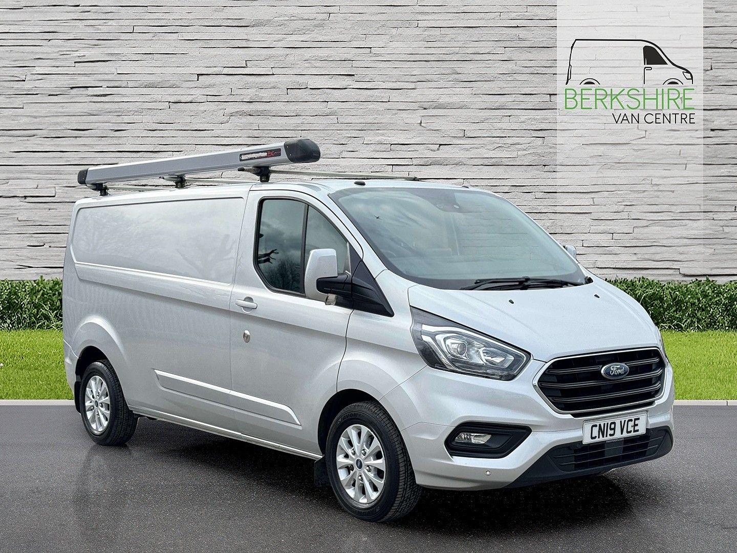 FORDTransit Custom2.0TD 130PS 300 Limited L2H1 for sale