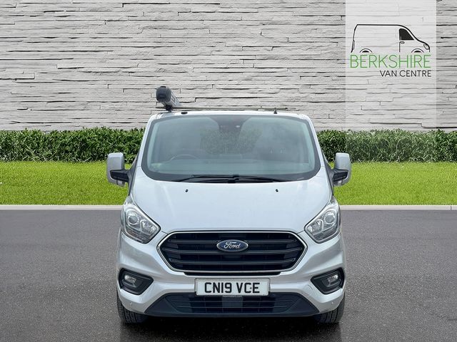 FORD Transit Custom 2.0TD 130PS 300 Limited L2H1 (2019) - Picture 9