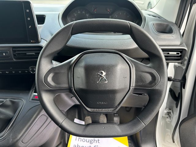 PEUGEOT Partner 1.5 BlueHDI XL Bluehdi 100 L2H1 Professional (2019) - Picture 10