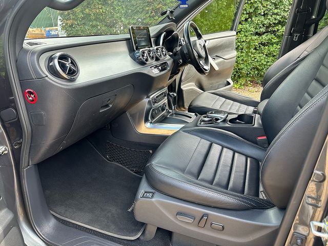 MERCEDES X350d 3.0 CDI V6 Power G-Tronic+ 4MATIC Euro 6 4dr  (2019) - Picture 10