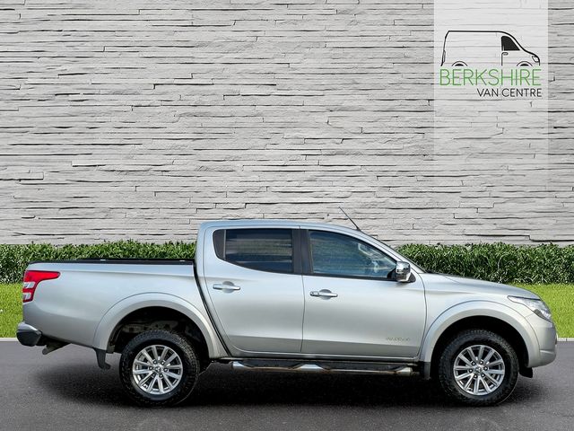 MITSUBISHI L200 2.4 DI-D 4WD Warrior Double Cab Auto (2016) - Picture 6