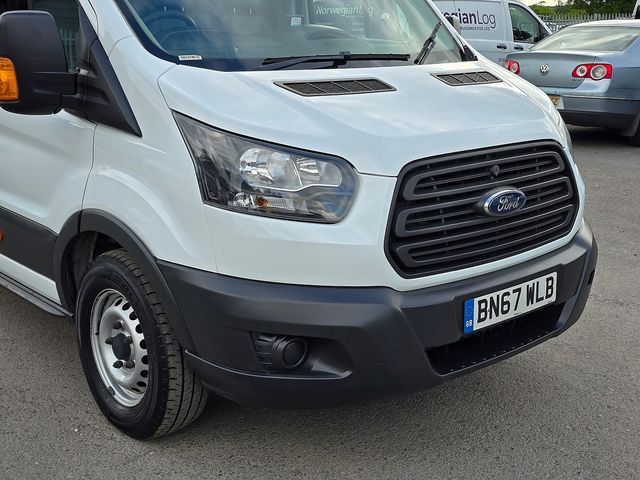 FORD Transit 2.0TDCI 130PS 350 L2H1 RWD (2017) - Picture 8