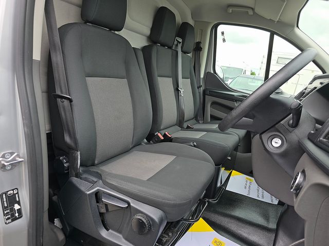 FORD Transit Custom 2.0TD 130PS 300 L1H1 (2019) - Picture 16