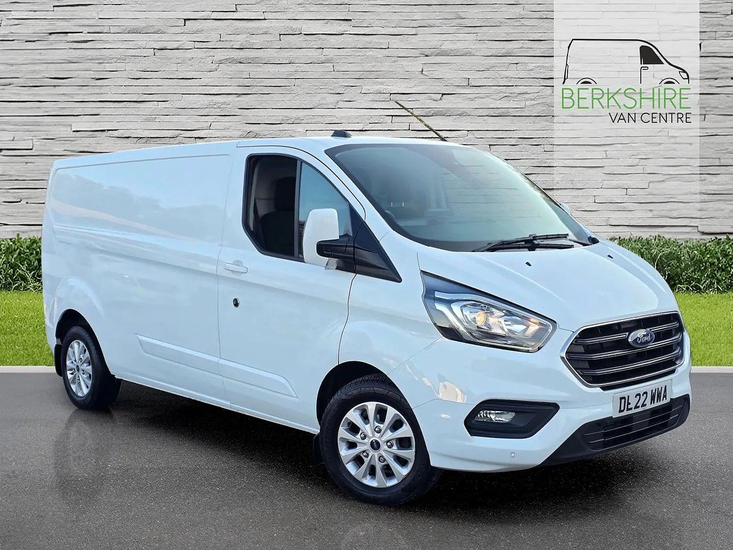 FORDTransit Custom2.0TD 130PS 300 Limited L2 H1 for sale